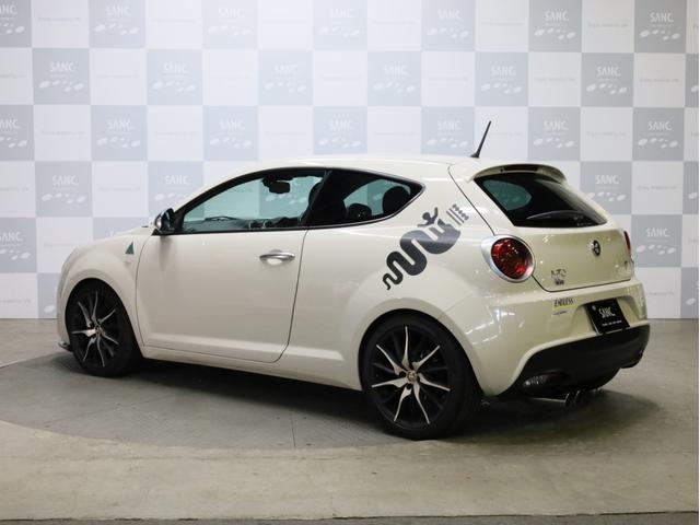 ミト クアドリフォリオ　ヴェルデ　禁煙　６速ＭＴ　ＫＷ車高調　スーパースプリントマフラー　カーボンＦスポイラー　レースチップ　ブレンボ製Ｆブレーキキャリパー　ＢＯＳＥスピーカー　ポルトローナフラウ製レザーシート　シートヒーター（38枚目）