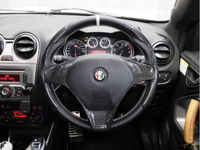 ミト クアドリフォリオ　ヴェルデ　禁煙　６速ＭＴ　ＫＷ車高調　スーパースプリントマフラー　カーボンＦスポイラー　レースチップ　ブレンボ製Ｆブレーキキャリパー　ＢＯＳＥスピーカー　ポルトローナフラウ製レザーシート　シートヒーター（43枚目）