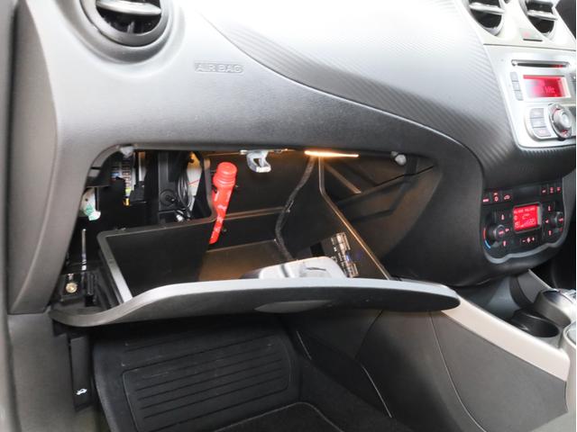 ミト クアドリフォリオ　ヴェルデ　禁煙　６速ＭＴ　ＫＷ車高調　スーパースプリントマフラー　カーボンＦスポイラー　レースチップ　ブレンボ製Ｆブレーキキャリパー　ＢＯＳＥスピーカー　ポルトローナフラウ製レザーシート　シートヒーター（61枚目）