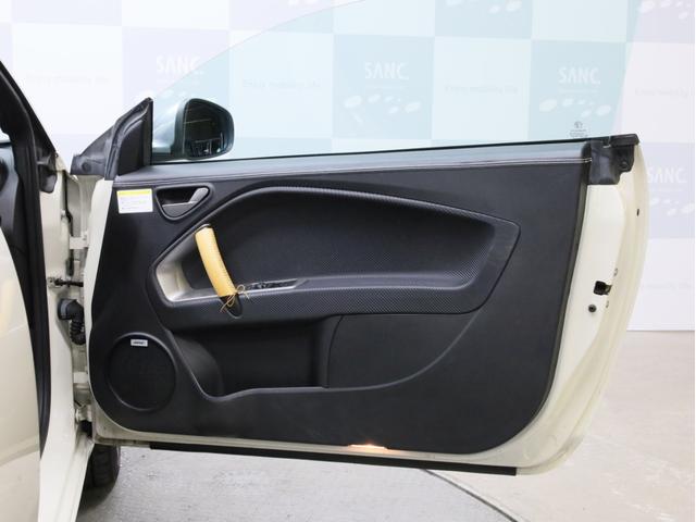 ミト クアドリフォリオ　ヴェルデ　禁煙　６速ＭＴ　ＫＷ車高調　スーパースプリントマフラー　カーボンＦスポイラー　レースチップ　ブレンボ製Ｆブレーキキャリパー　ＢＯＳＥスピーカー　ポルトローナフラウ製レザーシート　シートヒーター（64枚目）