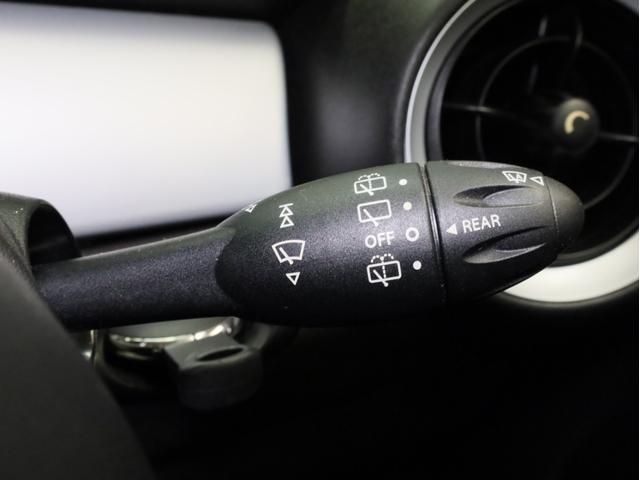 ＭＩＮＩ クーパー　禁煙　ＭＴモード付き６速ＡＴ　クロームラインエクステリア　ホワイトサイドウインカー　前後ドライブレコーダー　純正ＣＤオーディオ　ＥＴＣ　キセノンヘッドライト　１５インチアルミホイール　オートエアコン（36枚目）