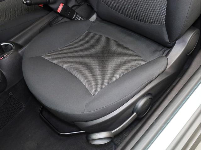 ＭＩＮＩ クーパー　禁煙　ＭＴモード付き６速ＡＴ　クロームラインエクステリア　ホワイトサイドウインカー　前後ドライブレコーダー　純正ＣＤオーディオ　ＥＴＣ　キセノンヘッドライト　１５インチアルミホイール　オートエアコン（48枚目）