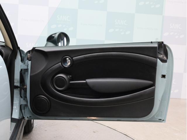 ＭＩＮＩ クーパー　禁煙　ＭＴモード付き６速ＡＴ　クロームラインエクステリア　ホワイトサイドウインカー　前後ドライブレコーダー　純正ＣＤオーディオ　ＥＴＣ　キセノンヘッドライト　１５インチアルミホイール　オートエアコン（57枚目）