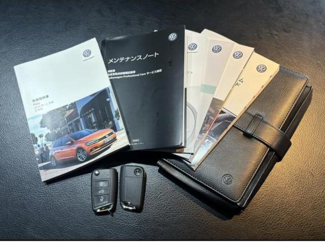 ポロＧＴＩ 　禁煙　テクノロジーＰＫＧ　デジタルメーター　スマホワイヤレスチャージ　純正ナビ　フルセグＴＶバックカメラ　パークアシスト　セーフティＰＫＧ　ブラインドスポットアシスト　リアトラフィックアラート　ＡＣＣ（5枚目）