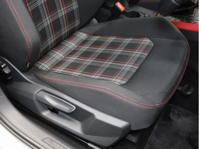 ポロＧＴＩ 　禁煙　テクノロジーＰＫＧ　デジタルメーター　スマホワイヤレスチャージ　純正ナビ　フルセグＴＶバックカメラ　パークアシスト　セーフティＰＫＧ　ブラインドスポットアシスト　リアトラフィックアラート　ＡＣＣ（10枚目）
