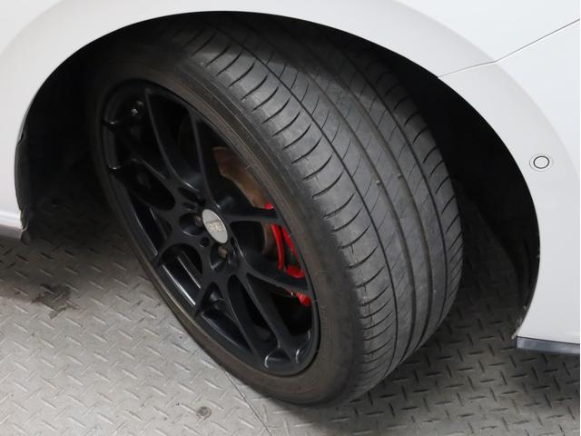 ポロＧＴＩ 　禁煙　テクノロジーＰＫＧ　デジタルメーター　スマホワイヤレスチャージ　純正ナビ　フルセグＴＶバックカメラ　パークアシスト　セーフティＰＫＧ　ブラインドスポットアシスト　リアトラフィックアラート　ＡＣＣ（29枚目）