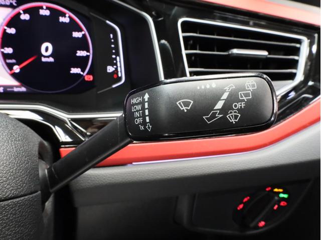 ポロＧＴＩ 　禁煙　テクノロジーＰＫＧ　デジタルメーター　スマホワイヤレスチャージ　純正ナビ　フルセグＴＶバックカメラ　パークアシスト　セーフティＰＫＧ　ブラインドスポットアシスト　リアトラフィックアラート　ＡＣＣ（49枚目）