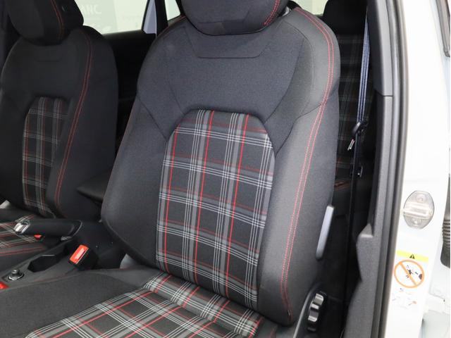 ポロＧＴＩ 　禁煙　テクノロジーＰＫＧ　デジタルメーター　スマホワイヤレスチャージ　純正ナビ　フルセグＴＶバックカメラ　パークアシスト　セーフティＰＫＧ　ブラインドスポットアシスト　リアトラフィックアラート　ＡＣＣ（57枚目）