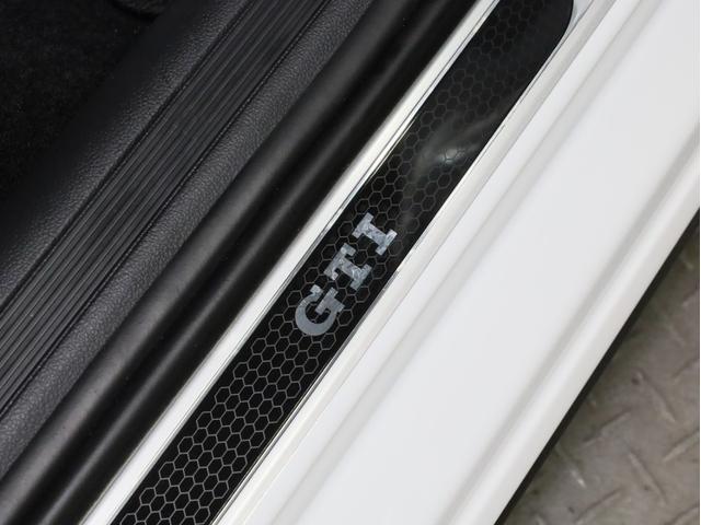 ポロＧＴＩ 　禁煙　テクノロジーＰＫＧ　デジタルメーター　スマホワイヤレスチャージ　純正ナビ　フルセグＴＶバックカメラ　パークアシスト　セーフティＰＫＧ　ブラインドスポットアシスト　リアトラフィックアラート　ＡＣＣ（68枚目）
