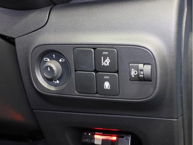 Ｃ３ シャイン　禁煙　純正ナビ　フルセグＴＶ　バックカメラ　カープレイ対応　アクティブセーフブレーキ　インテリジェントハイビーム　ブラインドスポットアシスト　Ａｐｐｌｅ　ＣａｒＰｌａｙ・Ａｎｄｒｏｉｄ　Ａｕｔｏ対応（46枚目）