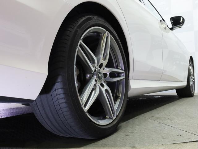 Ｅクラスステーションワゴン Ｅ２５０　ステションワゴンアバンＧスポツ（本革仕様）　禁煙　ナッパレザーシート　前後シートヒーター　Ｂｕｒｍｅｓｔｅｒサウンド　空気清浄機能　ＨＵＤ　ＡＭＧスタイリングＰＫＧ　ＡＭＧ１９ＡＷ　レーダーセーフティＰＫＧ　３６０度カメラ　パーキングアシスト（35枚目）