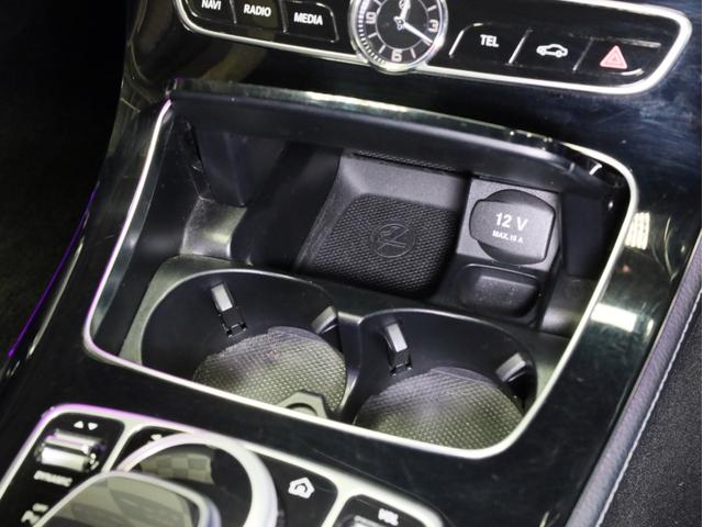 Ｅクラスステーションワゴン Ｅ２５０　ステションワゴンアバンＧスポツ（本革仕様）　禁煙　ナッパレザーシート　前後シートヒーター　Ｂｕｒｍｅｓｔｅｒサウンド　空気清浄機能　ＨＵＤ　ＡＭＧスタイリングＰＫＧ　ＡＭＧ１９ＡＷ　レーダーセーフティＰＫＧ　３６０度カメラ　パーキングアシスト（56枚目）