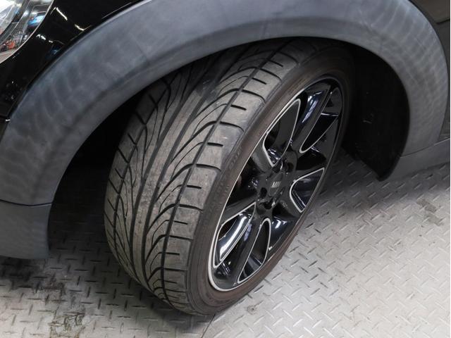 ＭＩＮＩ クーパーＳ　ベイズウオーター　禁煙　ボンネットスポーツストライプ　ストライプデザインミラーキャップ　ハイグロスブラック１７ＡＷ　専用レザーシート　ブルー＆グレーステッチ　クロームラインインテリア　スポーツモード（24枚目）