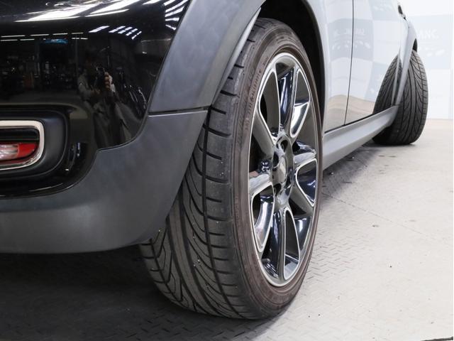 ＭＩＮＩ クーパーＳ　ベイズウオーター　禁煙　ボンネットスポーツストライプ　ストライプデザインミラーキャップ　ハイグロスブラック１７ＡＷ　専用レザーシート　ブルー＆グレーステッチ　クロームラインインテリア　スポーツモード（26枚目）