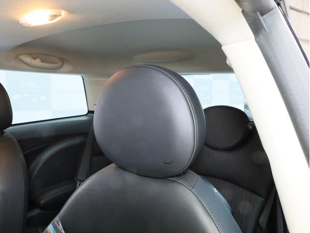 ＭＩＮＩ クーパーＳ　ベイズウオーター　禁煙　ボンネットスポーツストライプ　ストライプデザインミラーキャップ　ハイグロスブラック１７ＡＷ　専用レザーシート　ブルー＆グレーステッチ　クロームラインインテリア　スポーツモード（59枚目）