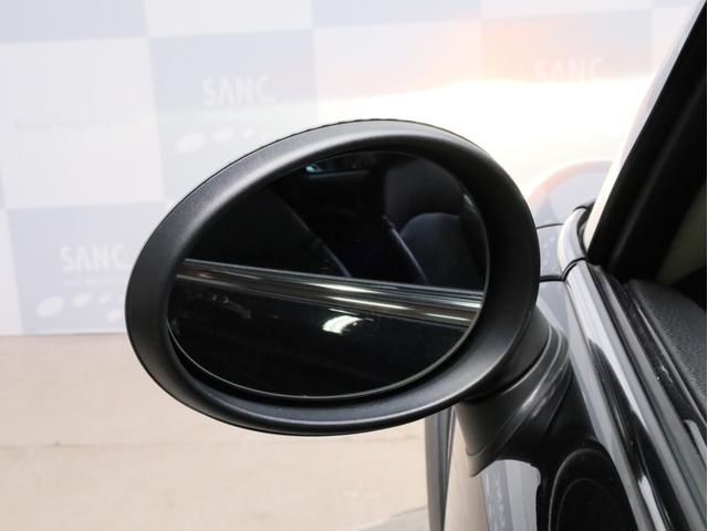 ＭＩＮＩ クーパーＳ　ベイズウオーター　禁煙　ボンネットスポーツストライプ　ストライプデザインミラーキャップ　ハイグロスブラック１７ＡＷ　専用レザーシート　ブルー＆グレーステッチ　クロームラインインテリア　スポーツモード（80枚目）