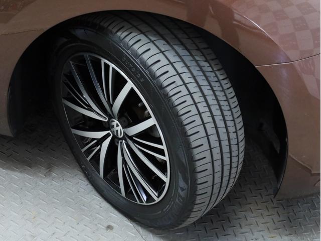 ザ・ビートル オールスター　禁煙　専用ボディカラー・エンブレム・デザインハーフレザーシート・１７インチＡＷ・スカッフプレート　純正ＳＤナビ　Ｂｌｕｅｔｏｏｔｈ　フルセグＴＶ　バイキセノンヘッドライト　ＬＥＤポジションライト（22枚目）