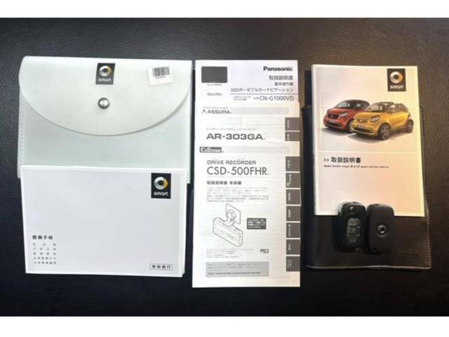 スマートフォーツーカブリオ ＢＲＡＢＵＳ　エクスクルーシブ　リミテッド　禁煙　黒革　パナソニック製ナビ　ＴＶ　バックカメラ　ドラレコ　ＬＥＤヘッドライト　レザーダッシュボード　専用エンジン・マフラー・ＡＴ・サスペンション　ブラバス製アルミホイール　電動ソフトトップ（2枚目）