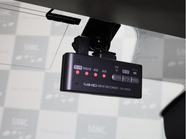 スマートフォーツーカブリオ ＢＲＡＢＵＳ　エクスクルーシブ　リミテッド　禁煙　黒革　パナソニック製ナビ　ＴＶ　バックカメラ　ドラレコ　ＬＥＤヘッドライト　レザーダッシュボード　専用エンジン・マフラー・ＡＴ・サスペンション　ブラバス製アルミホイール　電動ソフトトップ（5枚目）