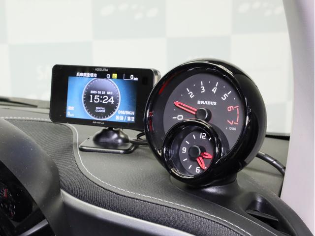 スマートフォーツーカブリオ ＢＲＡＢＵＳ　エクスクルーシブ　リミテッド　禁煙　黒革　パナソニック製ナビ　ＴＶ　バックカメラ　ドラレコ　ＬＥＤヘッドライト　レザーダッシュボード　専用エンジン・マフラー・ＡＴ・サスペンション　ブラバス製アルミホイール　電動ソフトトップ（19枚目）