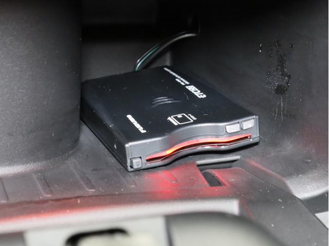 スマートフォーツーカブリオ ＢＲＡＢＵＳ　エクスクルーシブ　リミテッド　禁煙　黒革　パナソニック製ナビ　ＴＶ　バックカメラ　ドラレコ　ＬＥＤヘッドライト　レザーダッシュボード　専用エンジン・マフラー・ＡＴ・サスペンション　ブラバス製アルミホイール　電動ソフトトップ（22枚目）