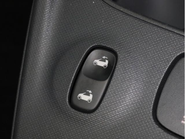 スマートフォーツーカブリオ ＢＲＡＢＵＳ　エクスクルーシブ　リミテッド　禁煙　黒革　パナソニック製ナビ　ＴＶ　バックカメラ　ドラレコ　ＬＥＤヘッドライト　レザーダッシュボード　専用エンジン・マフラー・ＡＴ・サスペンション　ブラバス製アルミホイール　電動ソフトトップ（53枚目）