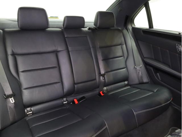 Ｅクラス Ｅ３５０　アバンギャルド　ＡＭＧスポーツパッケージ　黒革シート　電動シート　シートヒーター　純正ナビＴＶ　バックカメラ　ドライブレコーダー　ドリルドブレーキローター　ＡＭＧスポーツシート　１８ＡＷ（9枚目）