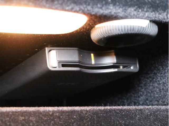 Ｅクラス Ｅ３５０　アバンギャルド　ＡＭＧスポーツパッケージ　黒革シート　電動シート　シートヒーター　純正ナビＴＶ　バックカメラ　ドライブレコーダー　ドリルドブレーキローター　ＡＭＧスポーツシート　１８ＡＷ（15枚目）