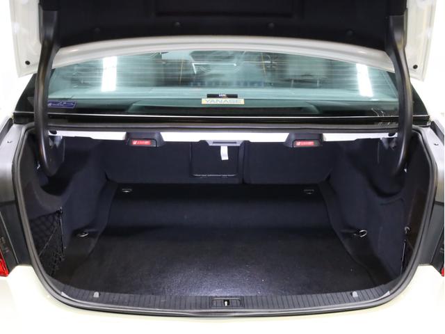 Ｅクラス Ｅ３５０　アバンギャルド　ＡＭＧスポーツパッケージ　黒革シート　電動シート　シートヒーター　純正ナビＴＶ　バックカメラ　ドライブレコーダー　ドリルドブレーキローター　ＡＭＧスポーツシート　１８ＡＷ（17枚目）