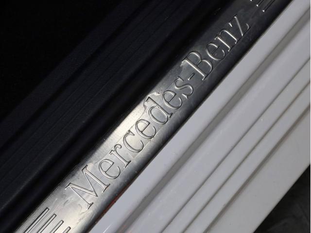 Ｅクラス Ｅ３５０　アバンギャルド　ＡＭＧスポーツパッケージ　黒革シート　電動シート　シートヒーター　純正ナビＴＶ　バックカメラ　ドライブレコーダー　ドリルドブレーキローター　ＡＭＧスポーツシート　１８ＡＷ（61枚目）