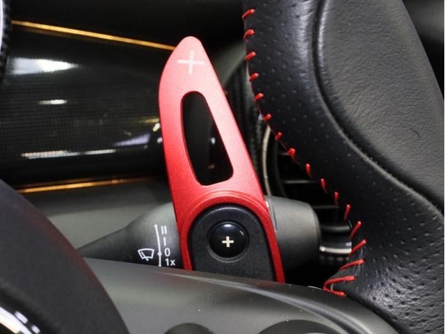 ＭＩＮＩ ジョンクーパーワークス　コンバーチブル　禁煙１オーナー　ＪＣＷ１８ＡＷ　３Ｄデザイン製前後カーボンスポイラー　ユニオンジャックソフトトップ　アダプティブＬＥＤヘッドライト　イルミネーテッドダッシュ　ＨＤＤナビ　バックカメラ　パークアシスト（48枚目）