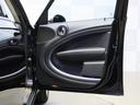 クーパーＳ　クロスオーバー　禁煙車　ナビゲーション　ワンセグＴＶ　前後タイプドライブレコーダー　バイキセノンライト　フロントリアフォグライト　フルオートエアコン　ＥＴＣ　ボンネットストライプ　純正１７インチアルミホイール（56枚目）