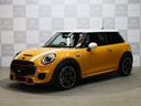 ジョンクーパーワークス　禁煙　６速ＭＴ　ＪＣＷ１８インチＡＷ　純正ＨＤＤナビ　バックカメラ　リアコーナーセンサー　ＭＩＮＩエキサイトメントＰＫＧ　ライトＰＫＧ　ＬＥＤヘッドライト　スマートキー　ＪＣＷ専用スポーツシート（29枚目）
