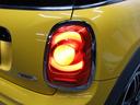ジョンクーパーワークス　禁煙　６速ＭＴ　ＪＣＷ１８インチＡＷ　純正ＨＤＤナビ　バックカメラ　リアコーナーセンサー　ＭＩＮＩエキサイトメントＰＫＧ　ライトＰＫＧ　ＬＥＤヘッドライト　スマートキー　ＪＣＷ専用スポーツシート（74枚目）