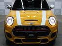ジョンクーパーワークス　禁煙　６速ＭＴ　ＪＣＷ１８インチＡＷ　純正ＨＤＤナビ　バックカメラ　リアコーナーセンサー　ＭＩＮＩエキサイトメントＰＫＧ　ライトＰＫＧ　ＬＥＤヘッドライト　スマートキー　ＪＣＷ専用スポーツシート（76枚目）