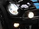 クーパーＳ　ベイズウオーター　禁煙　ボンネットスポーツストライプ　ストライプデザインミラーキャップ　ハイグロスブラック１７ＡＷ　専用レザーシート　ブルー＆グレーステッチ　クロームラインインテリア　スポーツモード（74枚目）