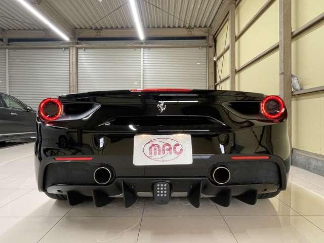 フェラーリ ４８８スパイダー