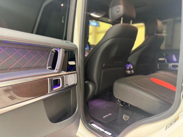 Ｇクラス Ｇ６３　エディション１　１００台限定車　ナイトＰＫＧ　ＡＭＧ２２インチＡＷ　専用デザインシートシートヒーター＆ベンチレーター　サンルーフ　ＡＣルーバーアンビエントライト　デジタルインナーミラー（36枚目）