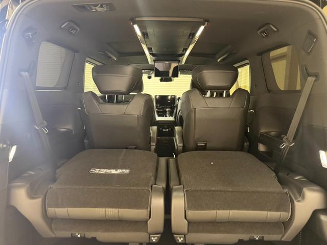 アルファード Ｚ　左右独立ムーンルーフ　後席モニター　デジタルインナーミラー　パノラミックビューモニター　トヨタチームメイト　ユニバーサルステップ（10枚目）