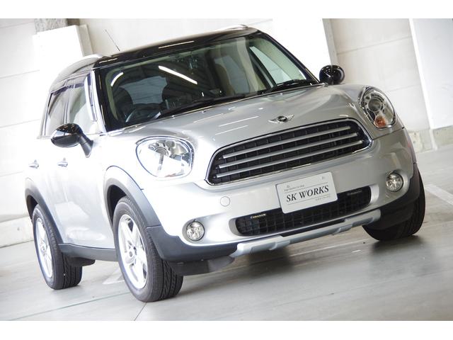 MINI クーパー クロスオーバー クリスタルシルバー×ブラックルーフ・純正OPオフロードデザインキット・カロッツェリアナビ・地デジ・Bカメラ・保証書・取説・記録簿・スペアキー完備・ボディコーティング施工済(12枚目)