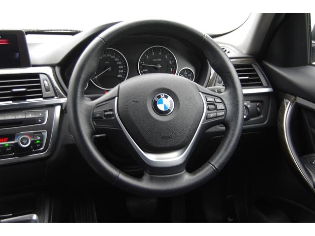 3シリーズ 320iラグジュアリー 黒革・1オーナー・保証書・取説・記録簿・スペアキー完備。ボディコーティング施工済(13枚目)