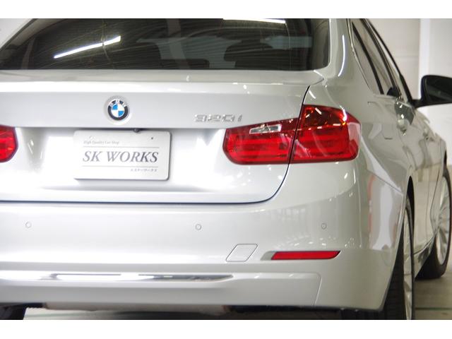 3シリーズ 320iラグジュアリー 黒革・1オーナー・保証書・取説・記録簿・スペアキー完備。ボディコーティング施工済(29枚目)