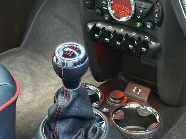 ＭＩＮＩ ジョンクーパーワークス　クラブマン　ジョンクーパーワークス　クラブマン（４名）（10枚目）