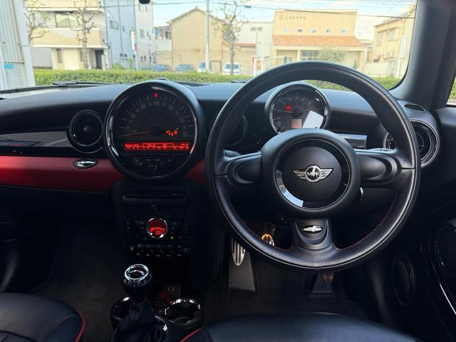 ＭＩＮＩ ジョンクーパーワークス　クラブマン　ジョンクーパーワークス　クラブマン（４名）（13枚目）