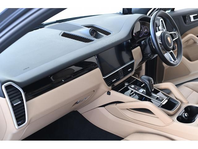 カイエン スポーツクロノパッケージ　スポーツクロノＰＫＧ　禁煙　スポーツテールパイプ　インストルメントダイヤル　社外ＴＶチューナー　スペアキー（10枚目）