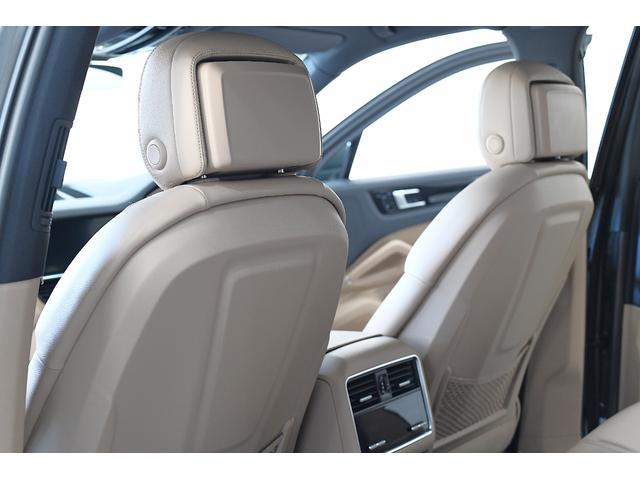 カイエン スポーツクロノパッケージ　スポーツクロノＰＫＧ　禁煙　スポーツテールパイプ　インストルメントダイヤル　社外ＴＶチューナー　スペアキー（17枚目）