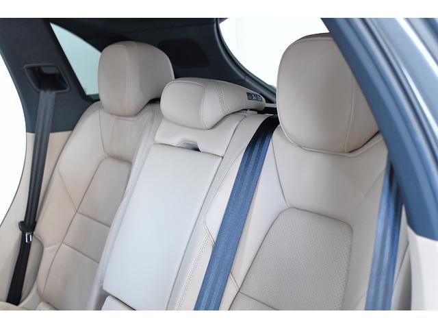 カイエン スポーツクロノパッケージ　スポーツクロノＰＫＧ　禁煙　スポーツテールパイプ　インストルメントダイヤル　社外ＴＶチューナー　スペアキー（19枚目）