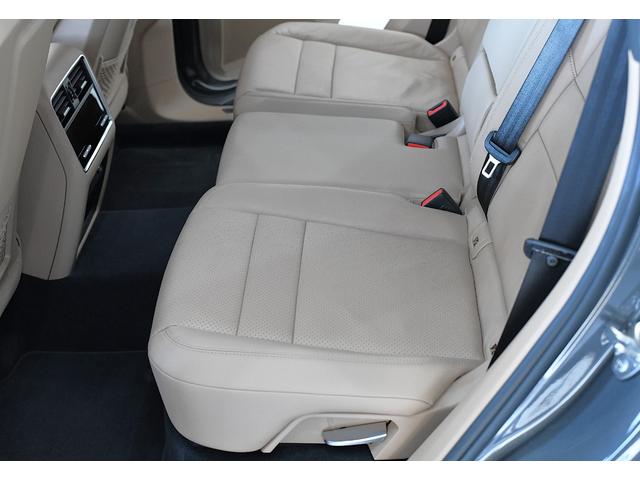 カイエン スポーツクロノパッケージ　スポーツクロノＰＫＧ　禁煙　スポーツテールパイプ　インストルメントダイヤル　社外ＴＶチューナー　スペアキー（21枚目）