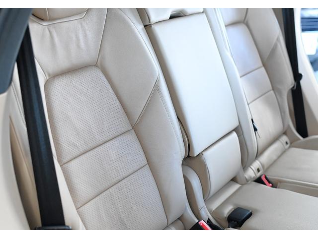 カイエン スポーツクロノパッケージ　スポーツクロノＰＫＧ　禁煙　スポーツテールパイプ　インストルメントダイヤル　社外ＴＶチューナー　スペアキー（26枚目）