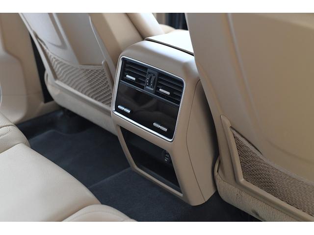 カイエン スポーツクロノパッケージ　スポーツクロノＰＫＧ　禁煙　スポーツテールパイプ　インストルメントダイヤル　社外ＴＶチューナー　スペアキー（29枚目）